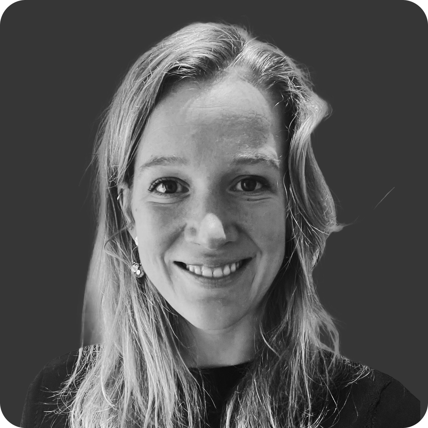 Portrait of Elodie Broad