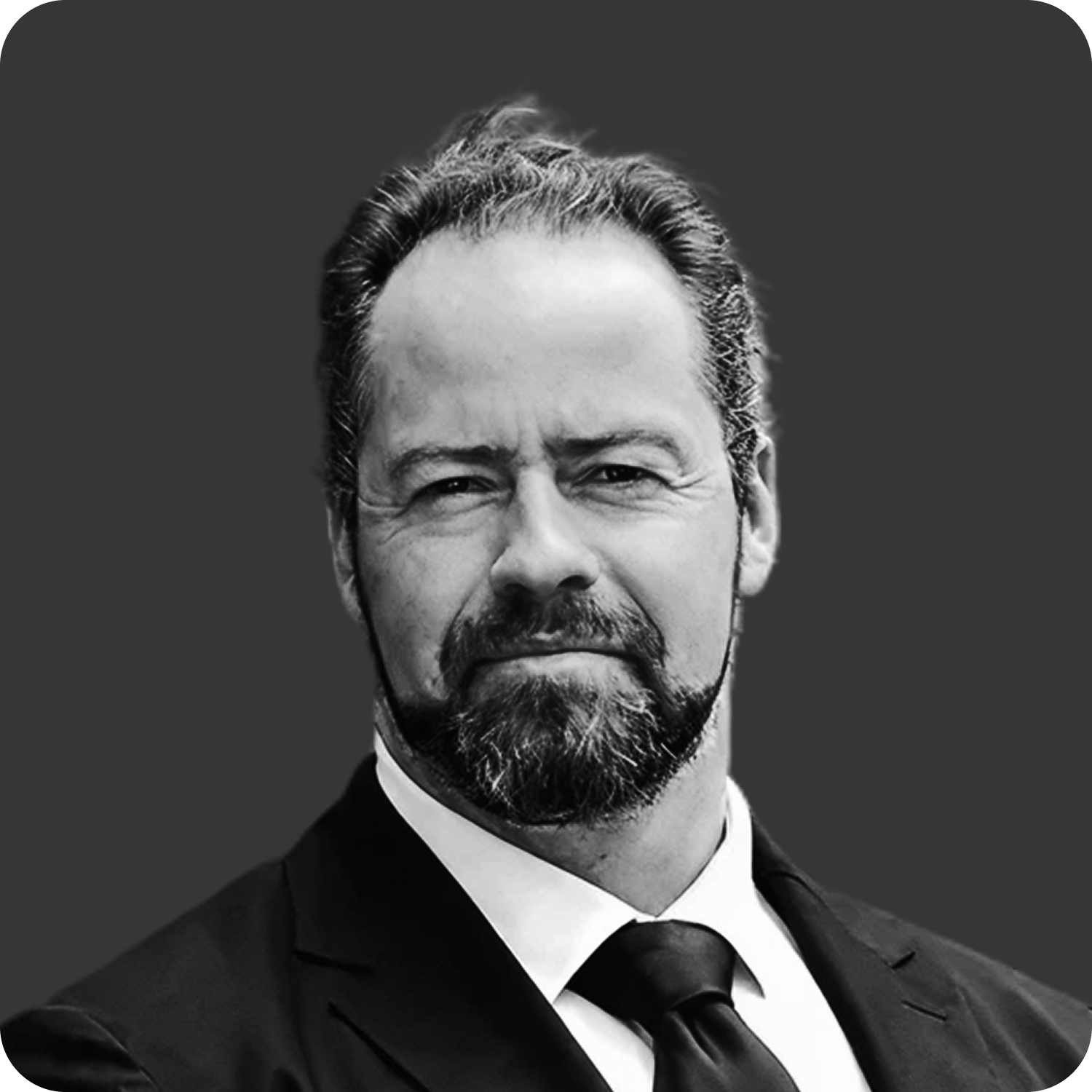 Portrait of Professor Niall Mac Dowell, FRSC