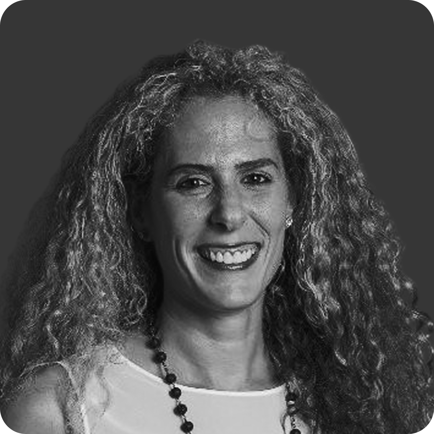 Portrait of Tilda Benezra